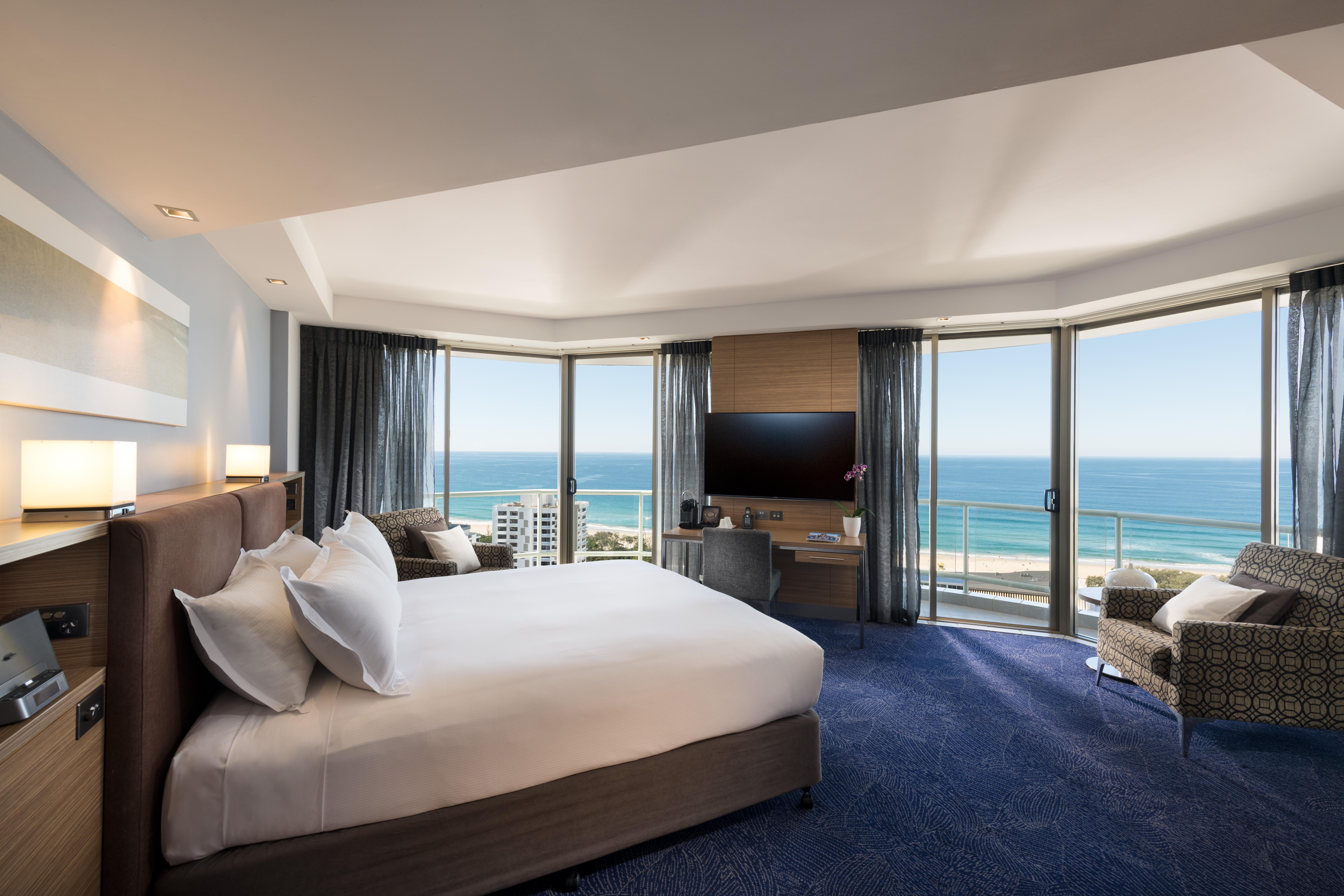 Sofitel Gold Coast Broadbeach Exterior foto A bedroom at the W Hotel, Gold Coast