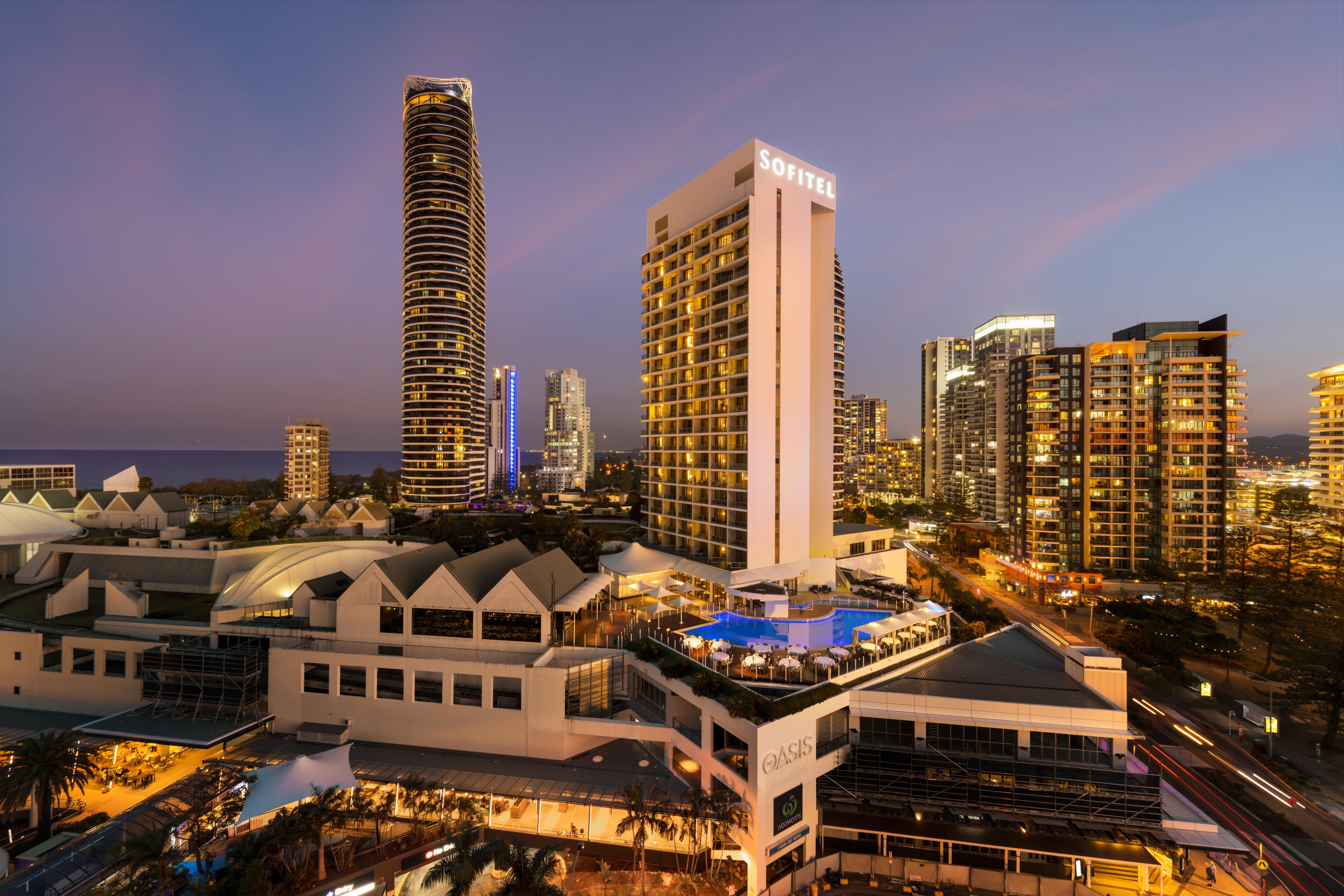 Sofitel Gold Coast Broadbeach Exterior foto The W Hotel, Gold Coast